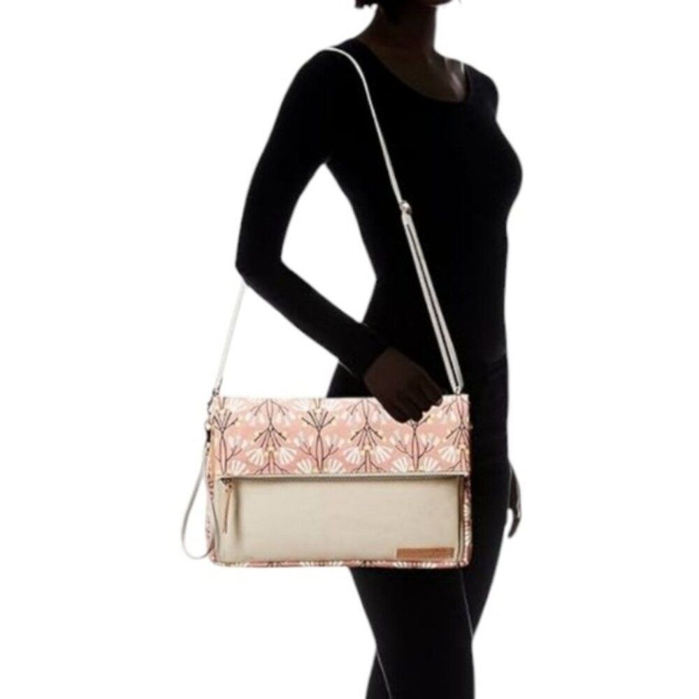 Petunia Pickle Bottom Diaper Bag Birch Blissful Brisbane Shoulder Crossbody Baby - Picture 16 of 16